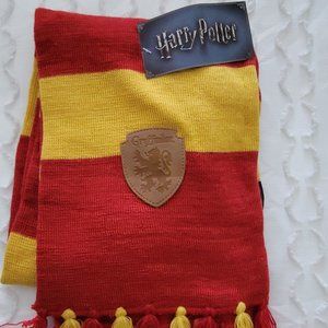 Loot Crate Harry Potter Exclusive Gryffindor Scarf! NWT!